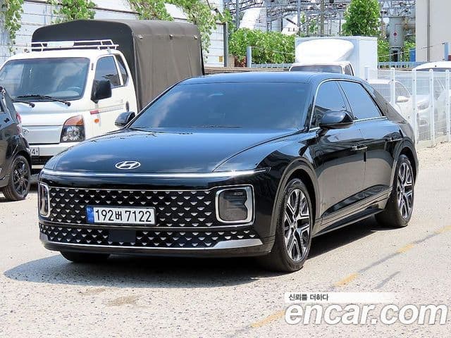 Hyundai Grandeur 2023 — Şəkil 1/20