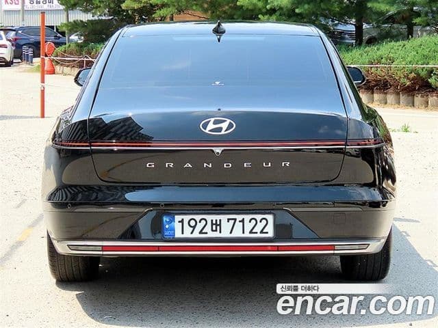 Hyundai Grandeur 2023 — Şəkil 3/20