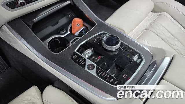 BMW X5 2025 — Photo 17/37