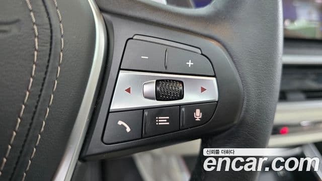 BMW X5 2025 — Photo 15/37