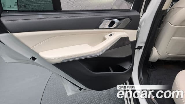 BMW X5 2025 — Photo 20/37