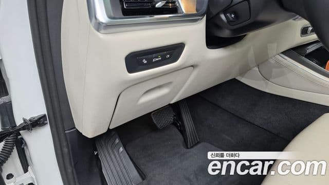 BMW X5 2025 — Photo 11/37
