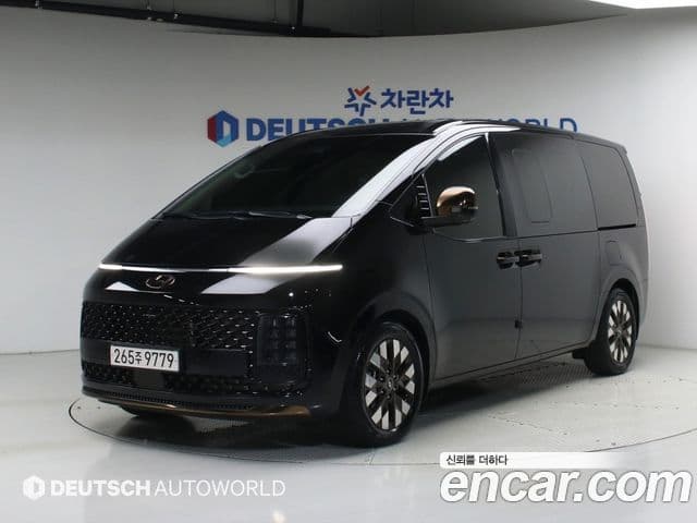 Hyundai Staria 2024 — ფოტო 1/20