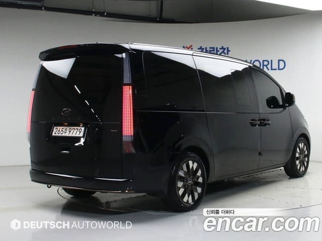 Hyundai Staria 2024 — ფოტო 2/20