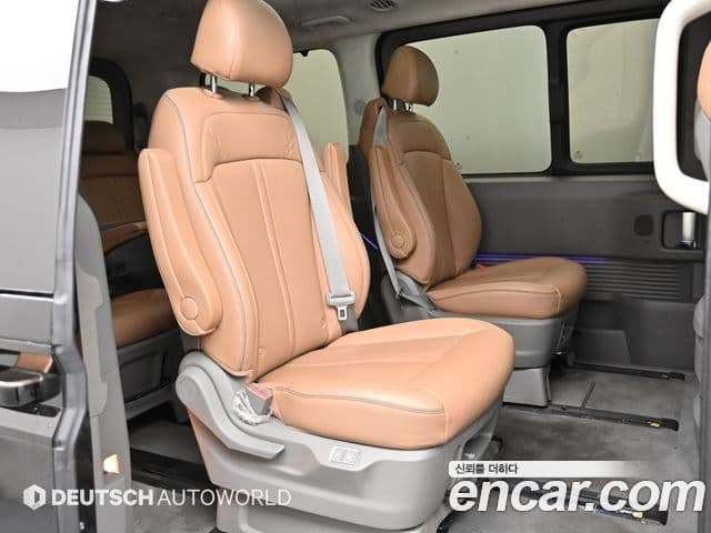 Hyundai Staria 2024 — ფოტო 12/20