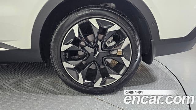 Kia Sorento 2025 — Şəkil 27/32