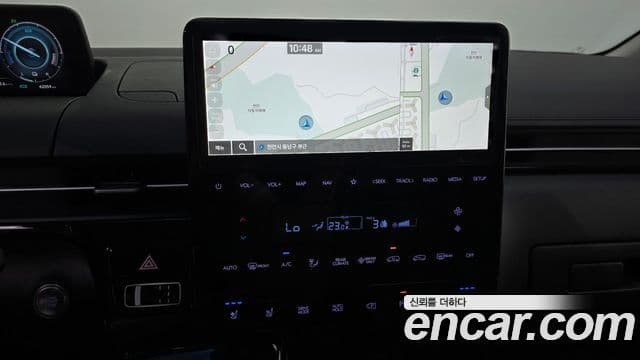 Hyundai Staria 2024 — Фото 13/20