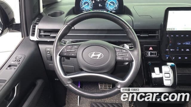 Hyundai Staria 2024 — Фото 14/20