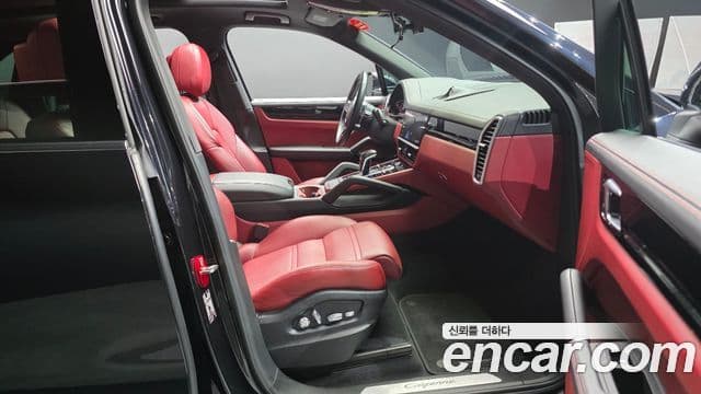 Porsche Cayenne 2019 — Photo 10/30