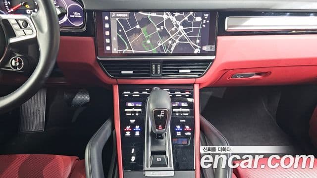Porsche Cayenne 2022 — Şəkil 12/20