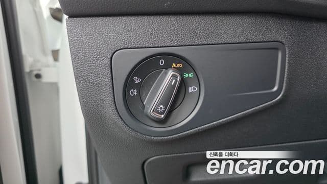 Volkswagen Tiguan 2023 — Şəkil 16/20