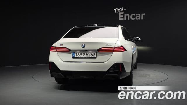 BMW 5 Series 2025 — Şəkil 4/20