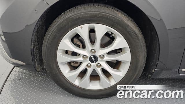 Kia K8 2022 — ფოტო 5/20