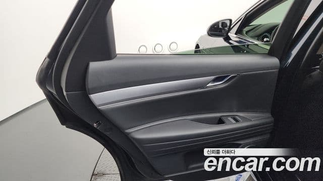 Genesis G80 2022 — Photo 3/36