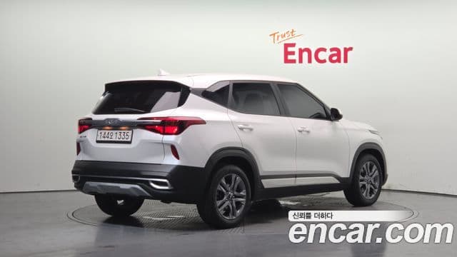 Kia Seltos 2022 — Şəkil 2/20