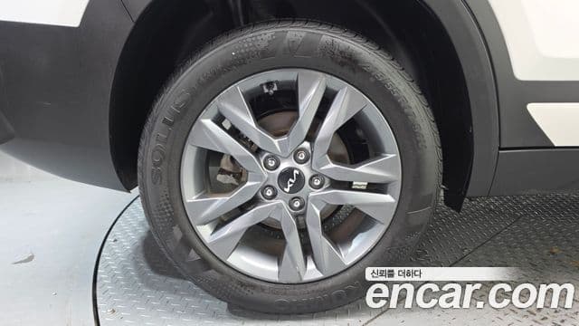 Kia Seltos 2022 — Şəkil 5/20
