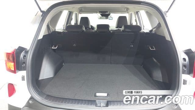 Kia Seltos 2022 — Şəkil 17/20