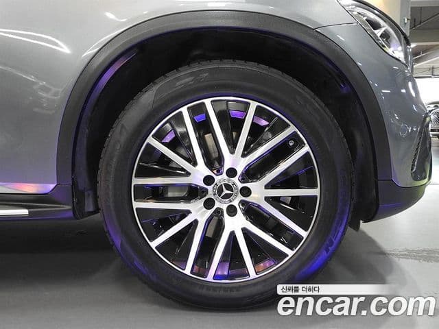 Mercedes-Benz GLC-Class 2022 — Şəkil 9/20