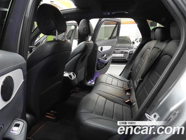 Mercedes-Benz GLC-Class 2022 — Şəkil 10/20