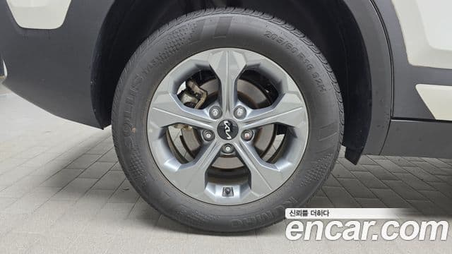 Kia Seltos 2024 — Şəkil 5/20