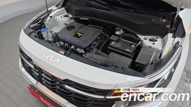 Kia Seltos 2024 — Şəkil 6/20