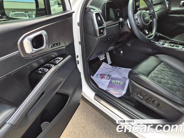 Kia Sorento 2023 — Şəkil 9/20