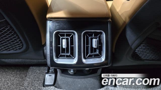 Kia Sorento 2020 — ფოტო 12/30