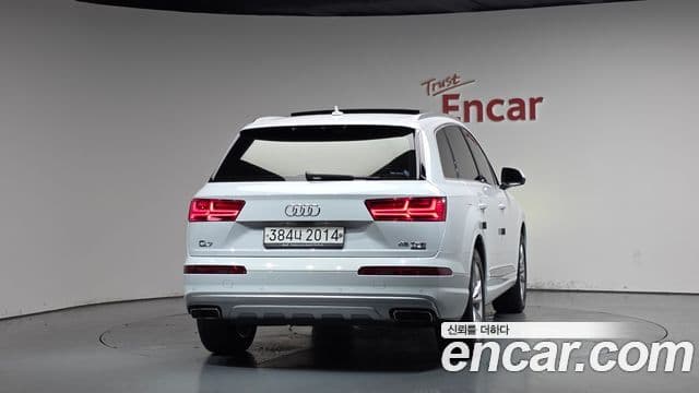 Audi Q7 2019 — Şəkil 4/20