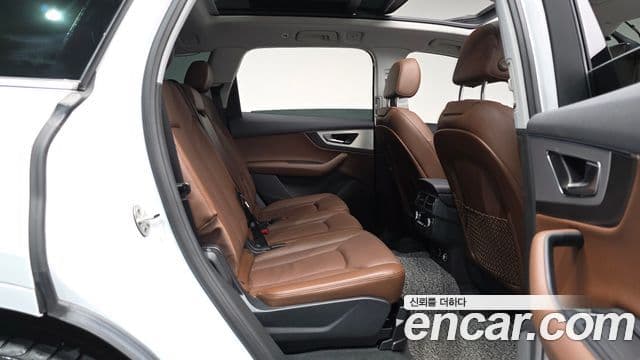 Audi Q7 2019 — Şəkil 11/20