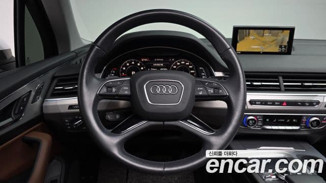 Audi Q7 2019 — Şəkil 12/20