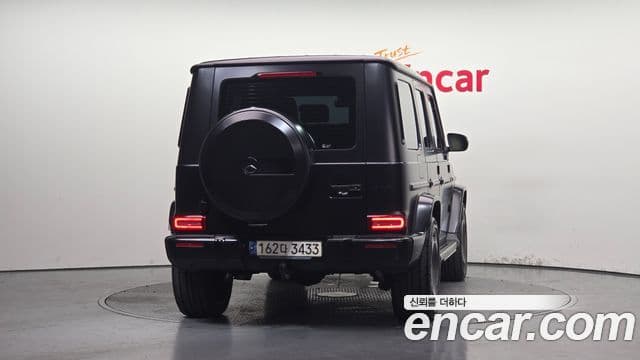 Mercedes-Benz G-Class 2023 — ფოტო 4/20