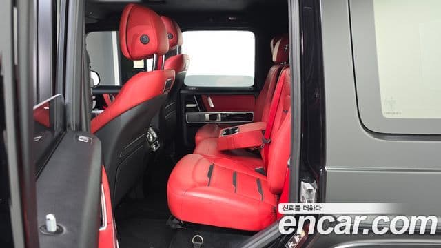 Mercedes-Benz G-Class 2023 — ფოტო 11/20