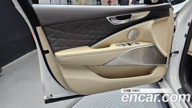Kia The K9 2022 — Photo 15/34