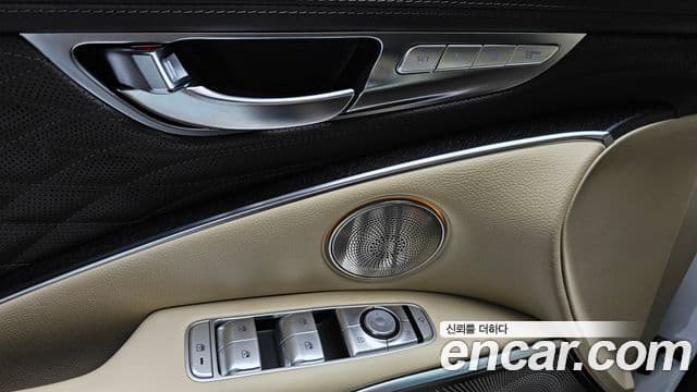 Kia The K9 2022 — Photo 10/34