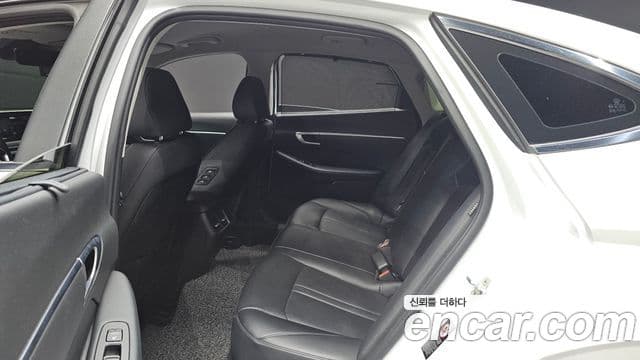 Hyundai Sonata 2019 — ფოტო 11/20