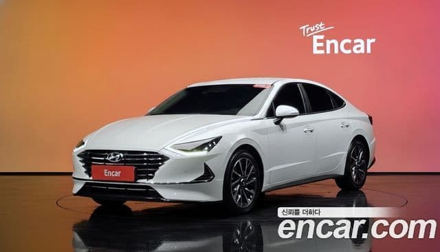 Hyundai Sonata 2019 — ფოტო 1/20