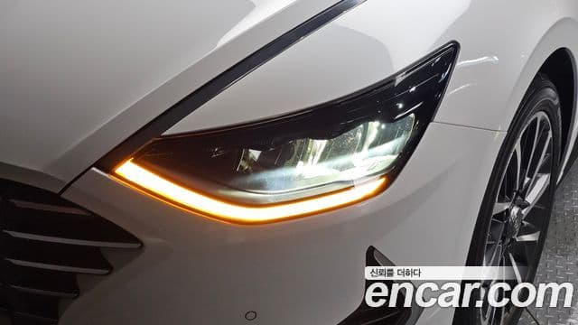 Hyundai Sonata Hybrid 2019 — Photo 31/31