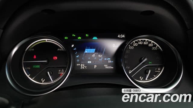 Toyota Camry 2018 — Photo 10/36