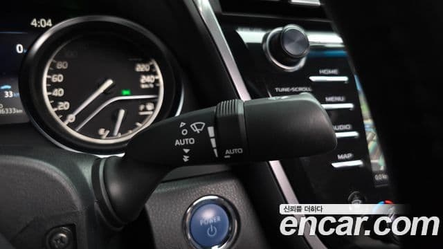 Toyota Camry 2018 — Photo 36/36