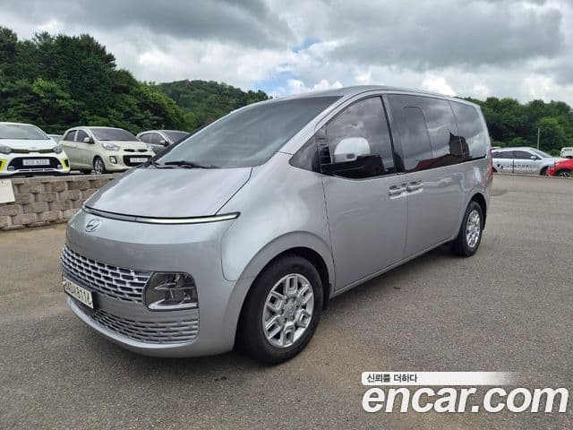 Hyundai Staria 2022 — ფოტო 1/20