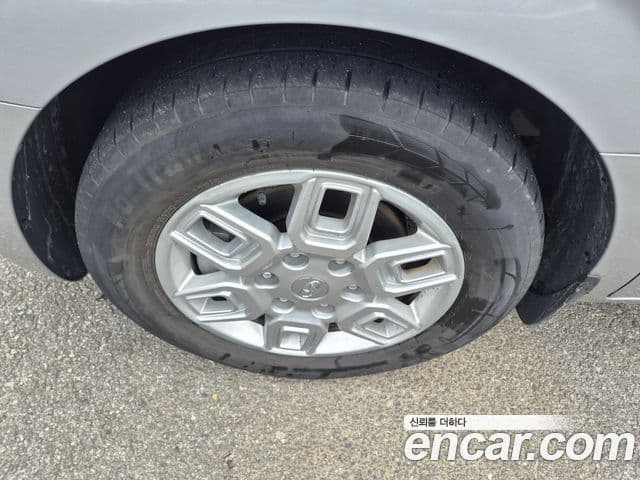 Hyundai Staria 2022 — ფოტო 9/20