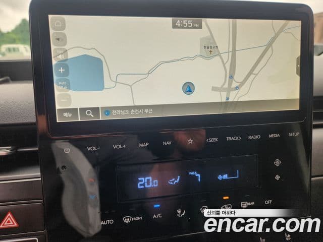 Hyundai Staria 2022 — ფოტო 7/20
