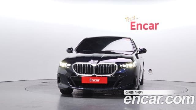 BMW 5 Series 2024 — Şəkil 2/20