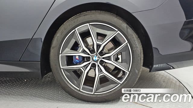 BMW 5 Series 2024 — Şəkil 15/20