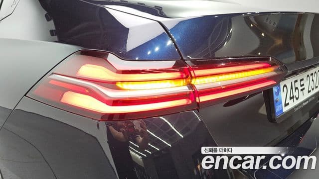 BMW 5 Series 2024 — Şəkil 17/20