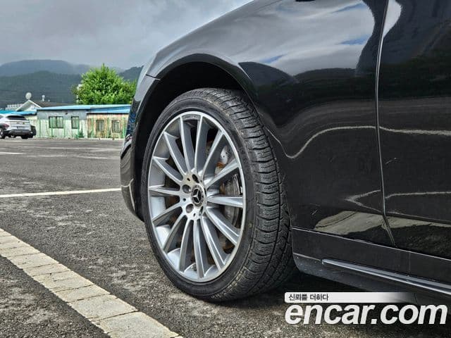 Mercedes-Benz S-Class 2018 — Şəkil 5/18