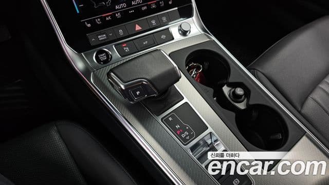 Audi A6 2022 — Şəkil 9/20