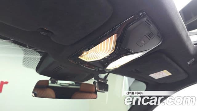BMW X7 2021 — Şəkil 18/20