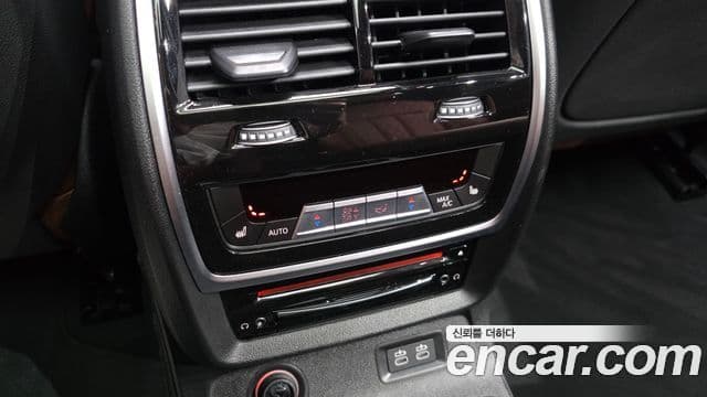 BMW X7 2021 — Şəkil 19/20