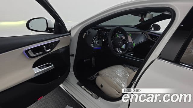 Mercedes-Benz E-Class 2026 — Şəkil 10/20